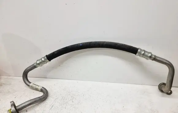 Volvo V60 Air conditioning (A/C) pipe/hose 31455069 31332530