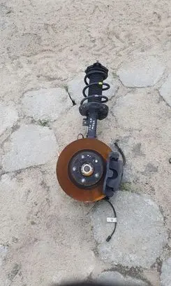 Hyundai i30 Front wheel hub spindle knuckle