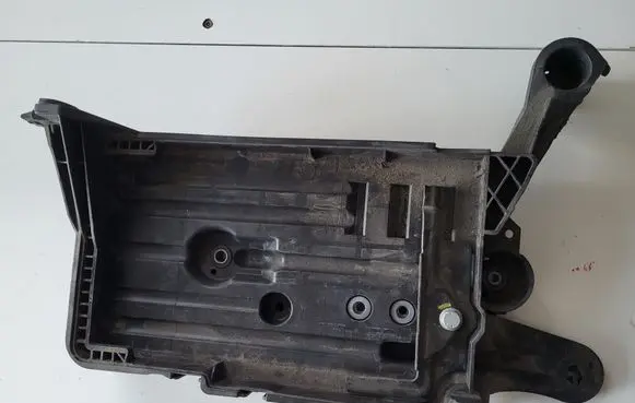 Skoda Superb B8 (3V) Battery tray 