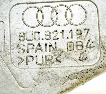 Audi Q3 8U Other body part 8U0821197