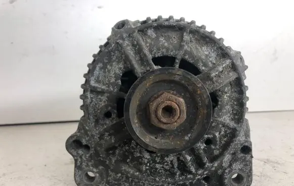 Audi A4 S4 B5 8D Generator/alternator 028903028F