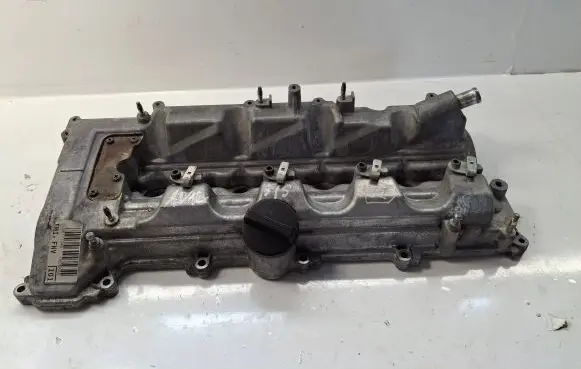 Toyota Avensis T250 Rocker cam cover 1120126030 121800N010