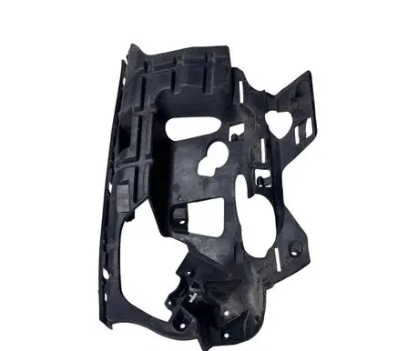 Volvo V60 Front bumper mounting bracket 31323841