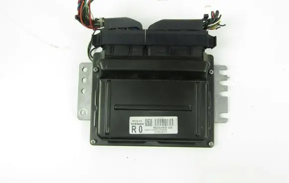 Nissan Almera Tino Engine control unit/module ECU MEC32410