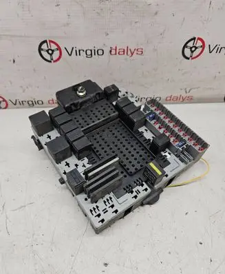 Volvo XC90 Fuse module 9401802 1064978 1064948