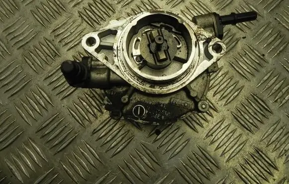 Ford Ranger Vacuum pump BK302A451DA VD20719