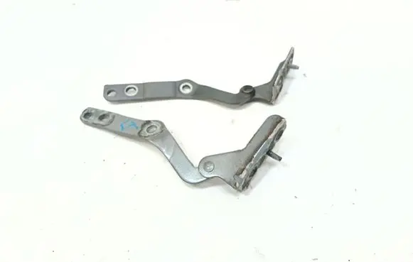Honda CR-V Tailgate/trunk/boot hinge 