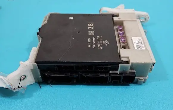 Toyota Corolla E210 E21 Central body control module 89221-02710 IMPRK1511535