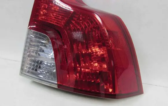 Volvo S40, V40 Rear/tail lights 31214607 P1007S40DXGB ID50751