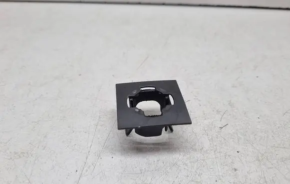 BMW 5 E60 E61 Front parking sensor holder (PDC) 7178074