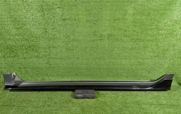 Honda Civic X Sill/side skirt trim 