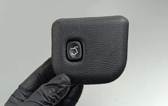 Jeep Grand Cherokee Tailgate/boot open switch button 12861261 126111250434 04602751AA