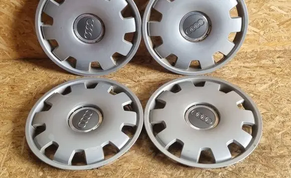 Audi A4 S4 B7 8E 8H R16 wheel hub/cap/trim 4B0601147D
