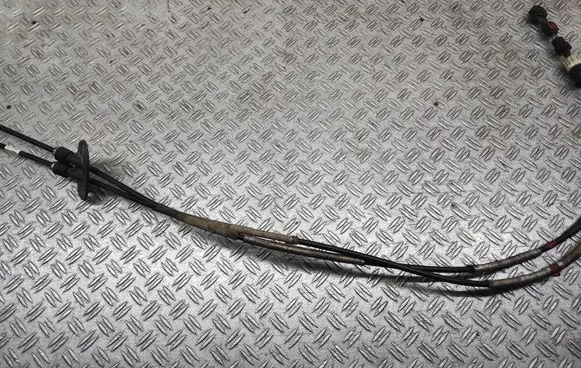 Volvo C30 Gear shift cable linkage 30783297