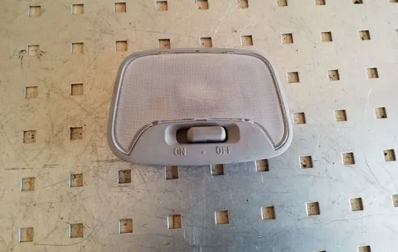 Mitsubishi L200 Interior lighting switch MR748283
