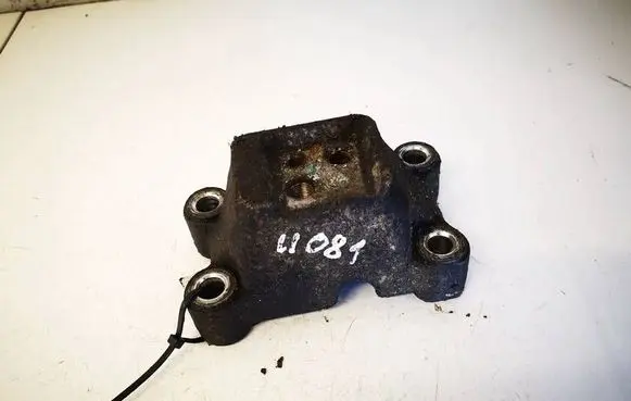 KIA Ceed Engine mounting bracket 