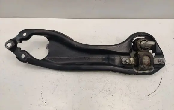 Chrysler Pacifica Rear control arm 68470298AA 68284314AB 68284314AC