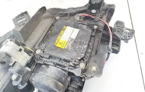 Toyota Auris 150 Headlight ballast module Xenon 8596752020