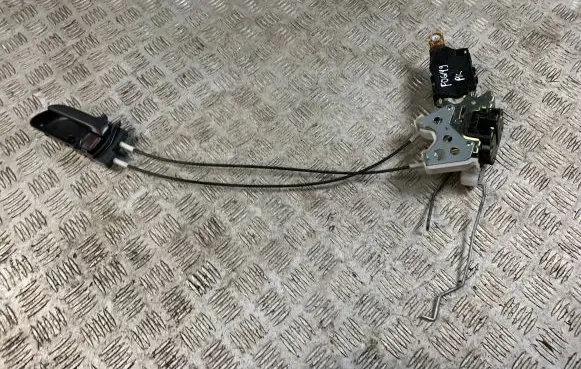 Subaru Forester SG Front door lock