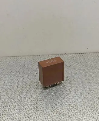 Audi A6 S6 C5 4B Other relay 4B0955531E 5WK10470A