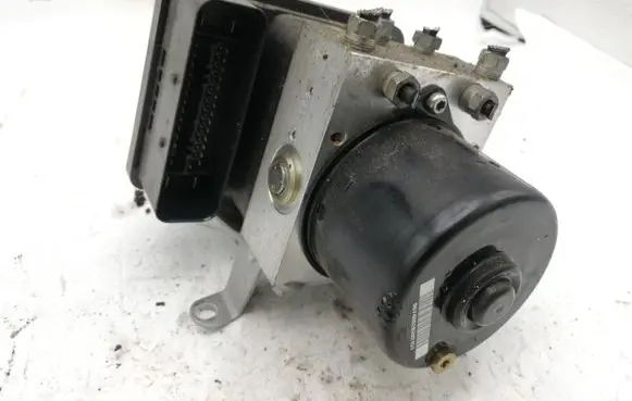 BMW 1 E81 E87 ABS Pump 6769778 34516769778 102060177