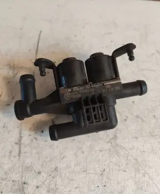 BMW 5 F10 F11 Coolant heater control valve 9119164