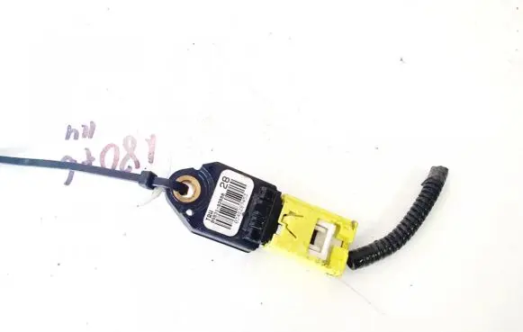 Toyota Auris 150 Airbag deployment crash/impact sensor 8983102080 89831-02080