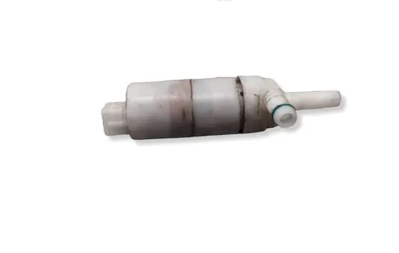 Volvo XC90 Headlight washer pump 