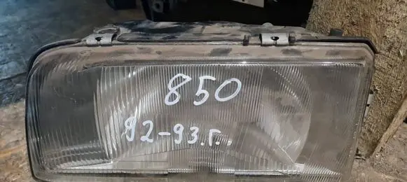 Volvo 850 Headlight/headlamp 