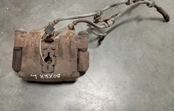 Front brake caliper