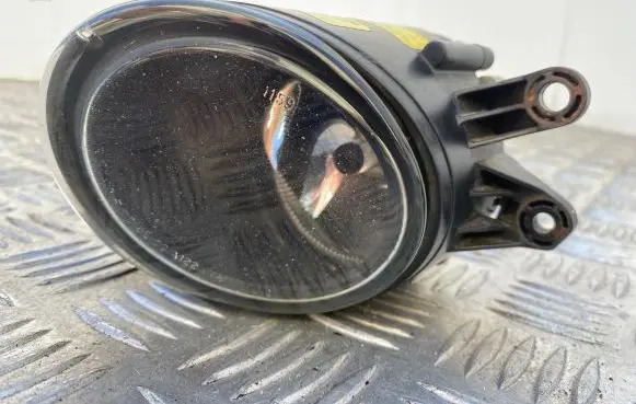 Audi A4 S4 B6 8E 8H Front fog light 8E0941699B 003SH11 030506300300