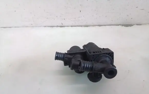 BMW 3 E46 Coolant heater control valve 64118369807