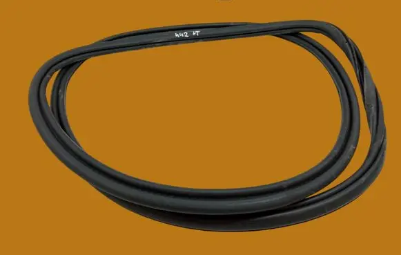 Volvo XC90 Rubber seal front door (on door) 
