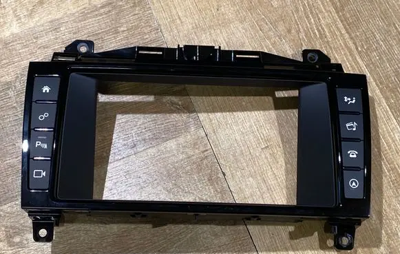 Radio/GPS head unit trim