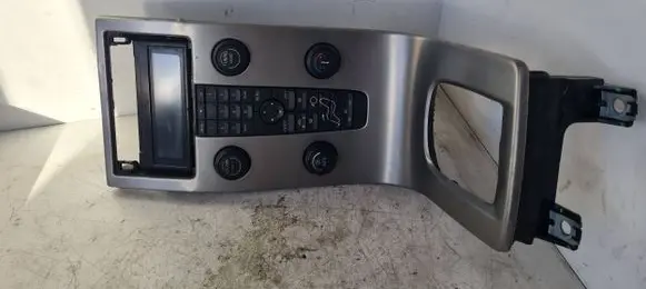 Volvo V50 Climate control unit 30672565