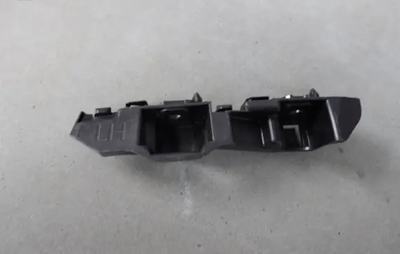 Opel Insignia B Front bumper mounting bracket 39204262 366947856