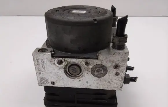 Peugeot 208 ABS Pump 9806891780