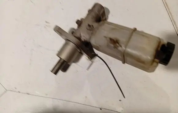 Citroen C5 Master brake cylinder 