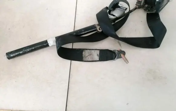 Ford Galaxy Front seatbelt 7m3857705 1m21-611b09