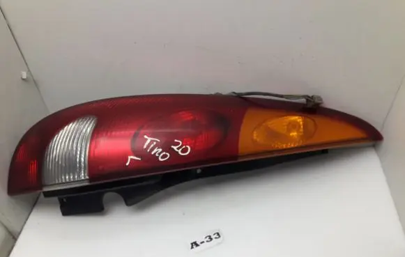 Nissan Almera Tino Rear/tail lights