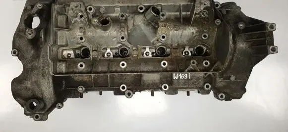 Mercedes-Benz A W169 Engine head R6400162201