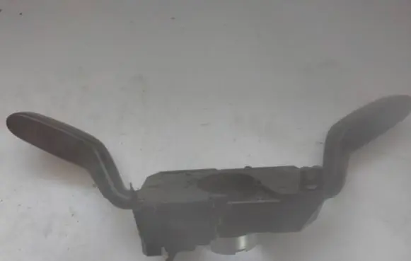 Skoda Fabia Mk2 (5J) Indicator stalk 7H0953503BJ 3948052 204141ATW