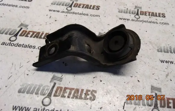 Toyota RAV 4 (XA30) Radiator support slam panel bracket 