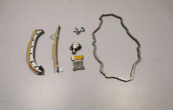 Toyota Yaris Slide rail for timing chain 