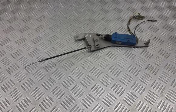 Suzuki Alto Central locking motor 