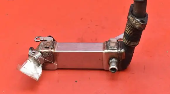 BMW 5 E60 E61 EGR valve cooler 779424503