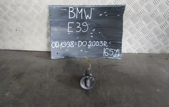 BMW 5 E39 Tailgate/trunk/boot open switch 