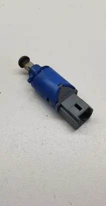 Renault Master III Brake pedal sensor switch 8200168239B
