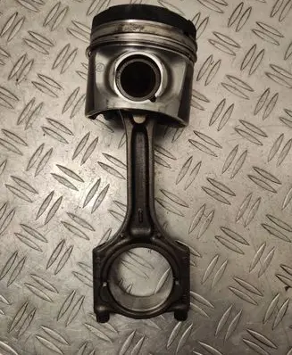 Volvo XC60 Piston with connecting rod 81l123