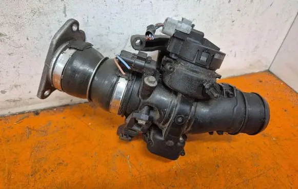 Peugeot 207 CC Throttle body valve 9660030380